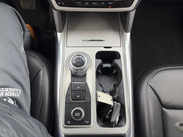 Certified 2022 Ford Explorer XLT w/ Equipment Group 202A image 29