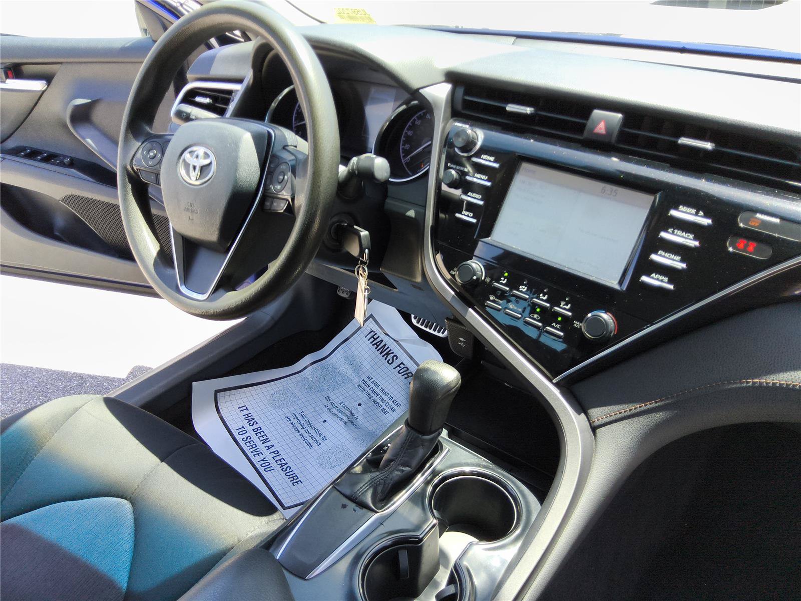 Used 2018 Toyota Camry LE FWD image 27