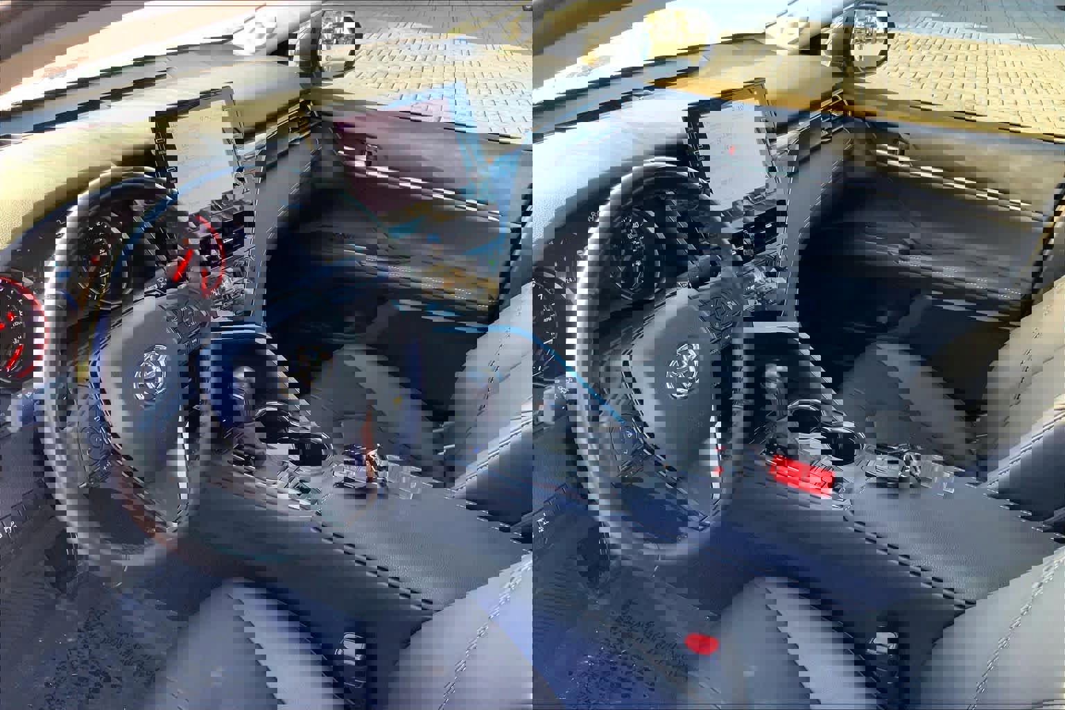 Used 2023 Toyota Camry XSE image 16