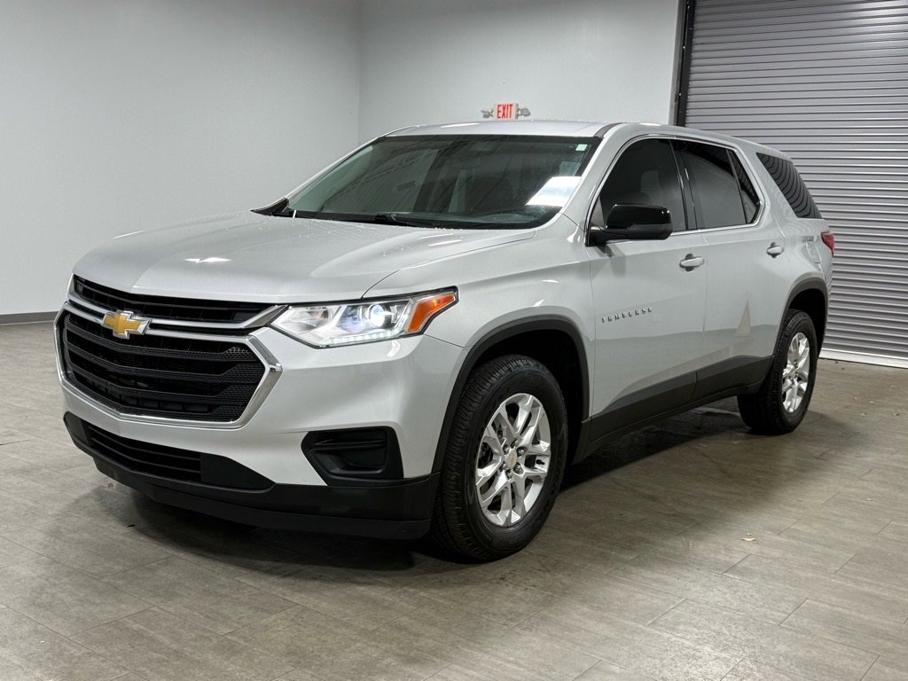 Used 2021 Chevrolet Traverse LS image 8