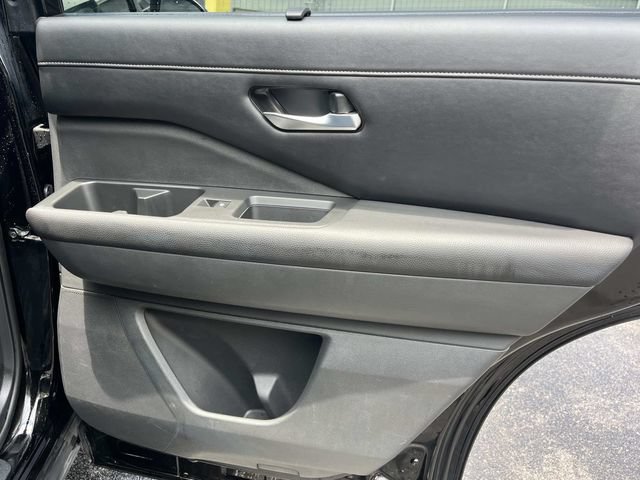 Used 2024 Nissan Pathfinder SL FWD image 27