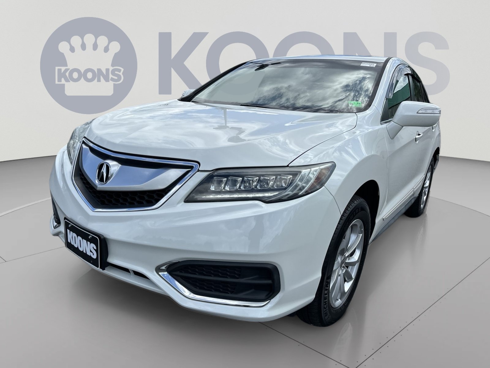 Used 2018 Acura RDX AWD w/ Technology Package image 1