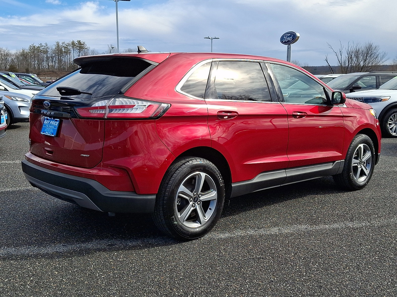 Certified 2024 Ford Edge SEL w/ Convenience Package image 4