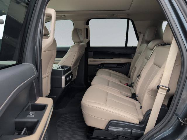 Certified 2024 Ford Expedition XLT AWD/4WD image 16