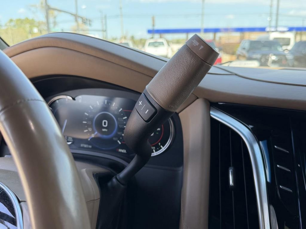 Used 2019 Cadillac Escalade Platinum w/ Escalade Sport Edition image 23