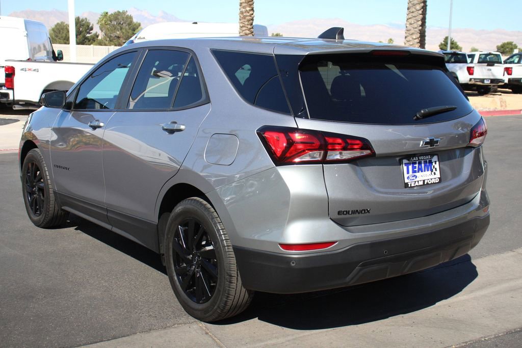 Used 2024 Chevrolet Equinox LS w/ LS Convenience Package FWD image 5