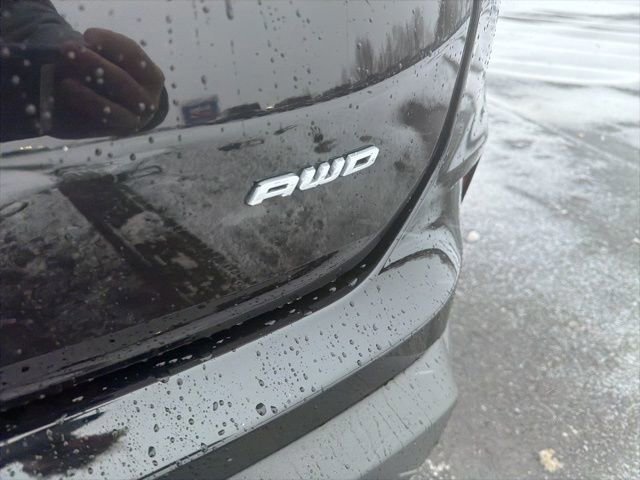 Certified 2024 Ford Edge SEL image 11