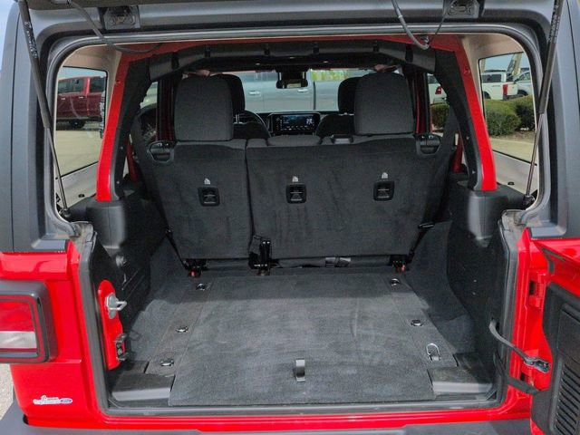 Used 2024 Jeep Wrangler Unlimited Sport AWD/4WD image 13