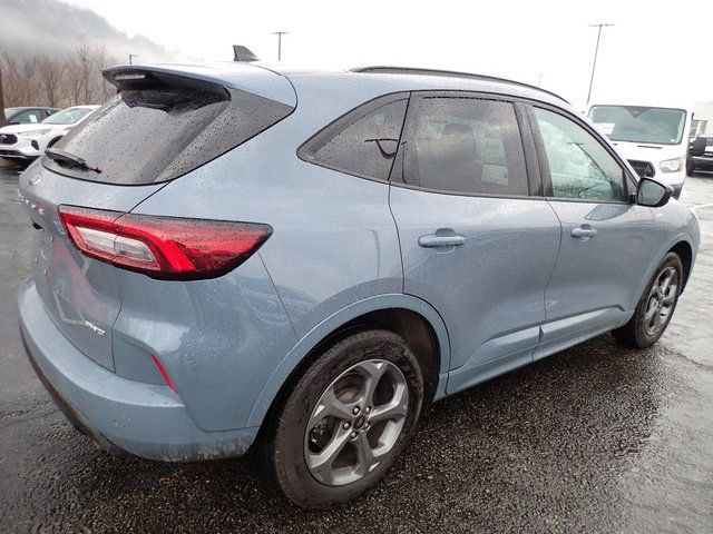 Certified 2024 Ford Escape ST-Line w/ Tech Pack #1 image 4