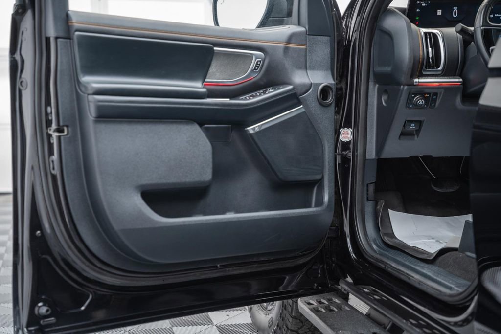 Certified 2025 Ford Expedition Tremor image 49