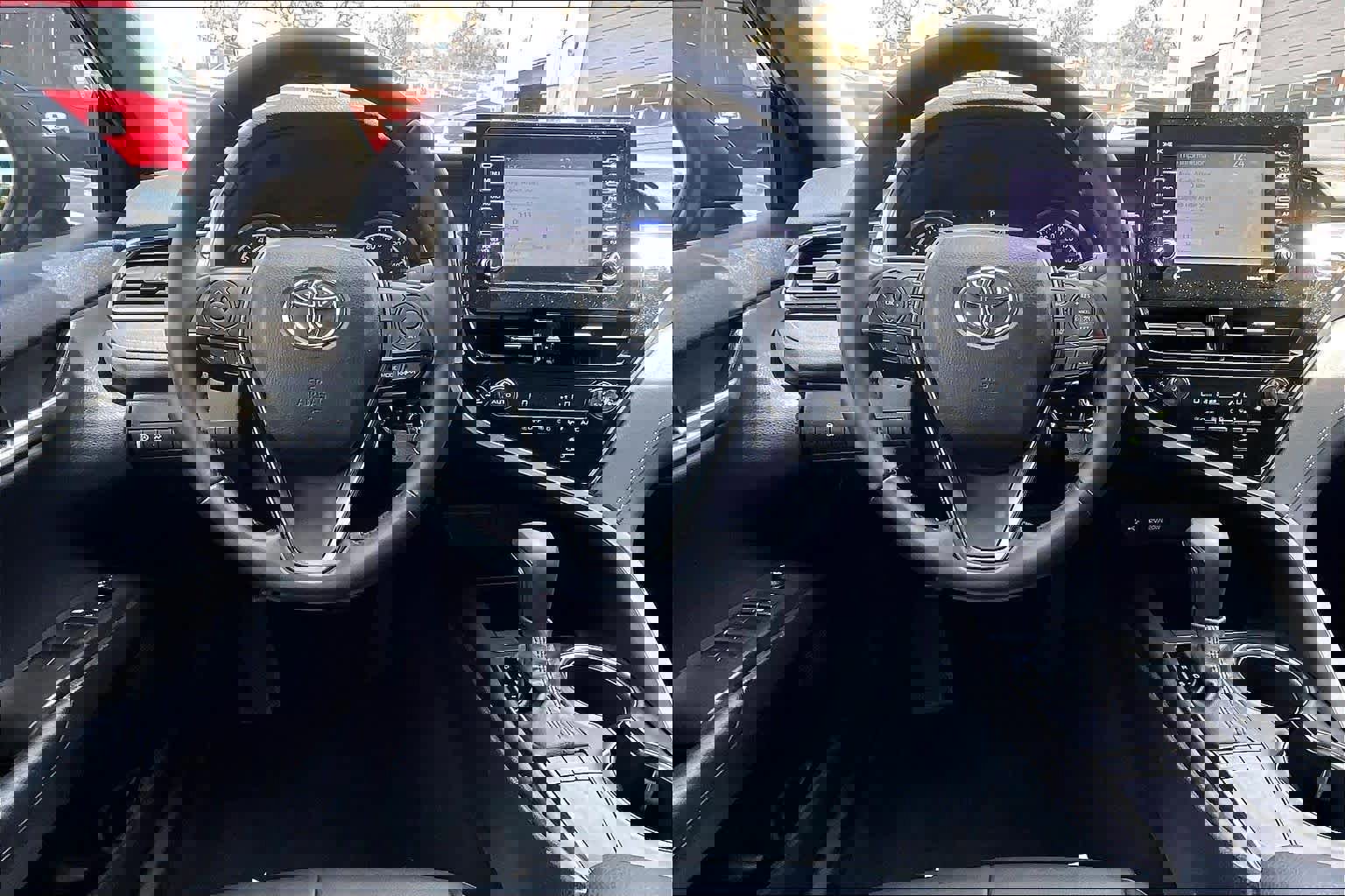 Used 2023 Toyota Camry SE image 10