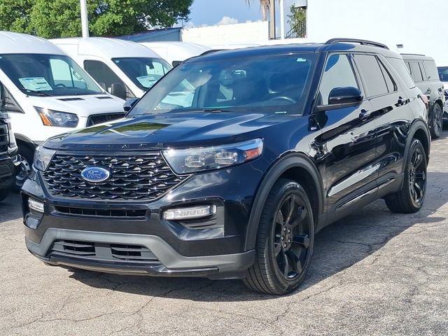 Certified 2023 Ford Explorer ST-Line w/ Class IV Trailer Tow Package RWD image 2