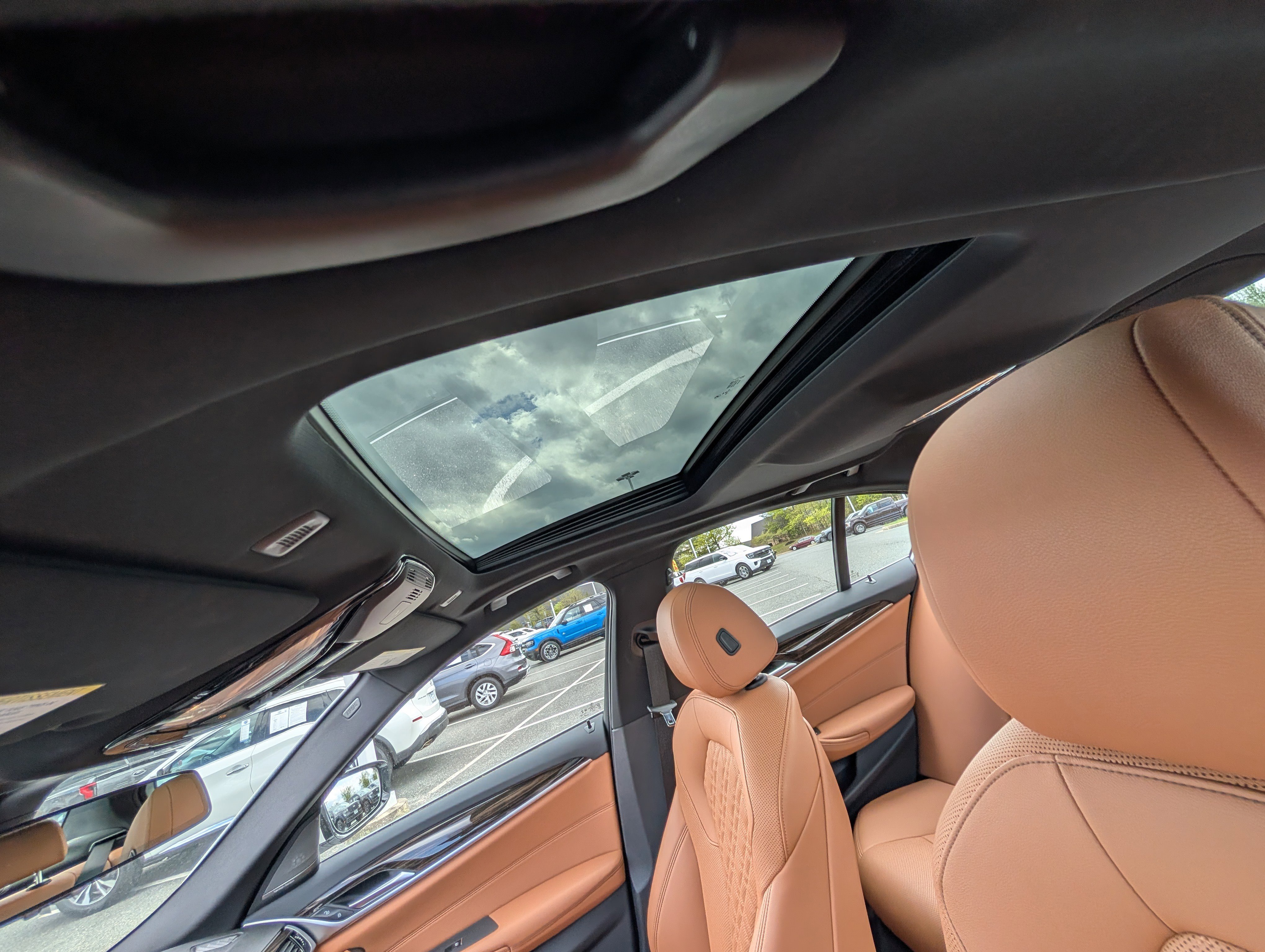 Used 2022 BMW 530i xDrive w/ Premium Package AWD/4WD image 19