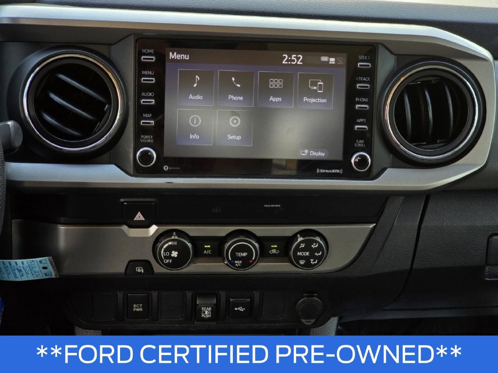 Used 2020 Toyota Tacoma SR5 RWD image 13