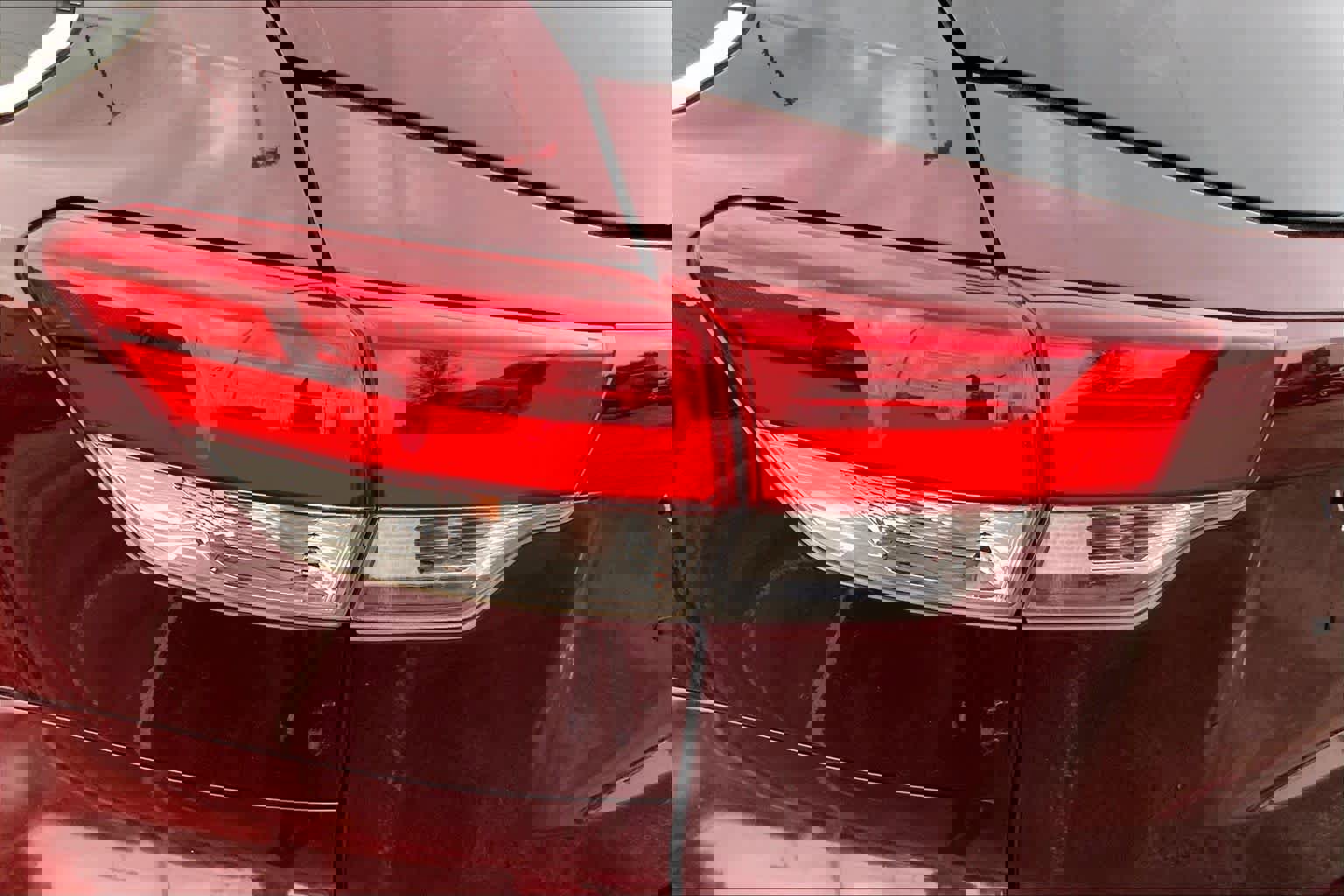 Used 2019 Toyota Highlander XLE image 25