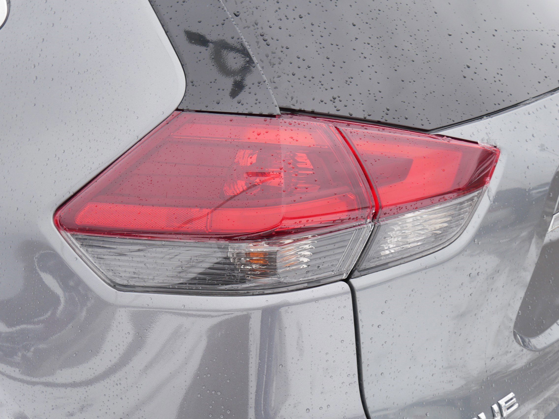 Used 2020 Nissan Rogue S image 17