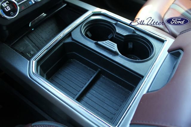 Certified 2022 Ford F250 Platinum w/ FX4 Off-Road Package image 18