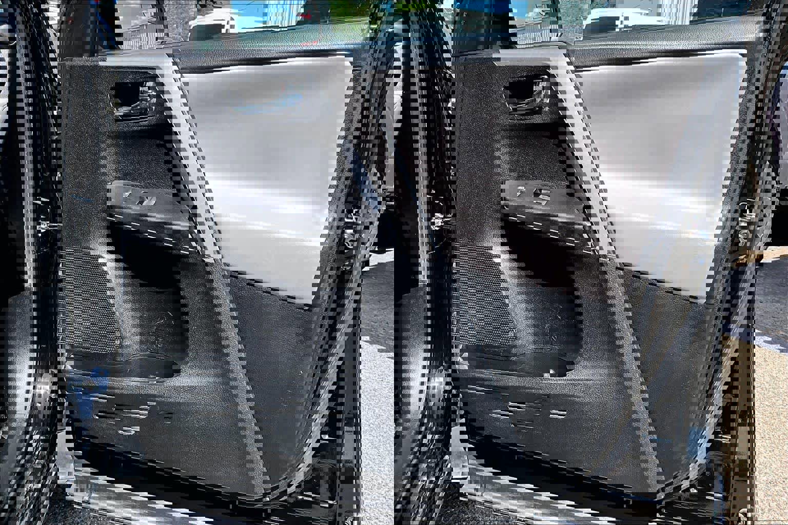 Used 2017 Toyota RAV4 XLE w/ All Weather Liner Package AWD/4WD image 25