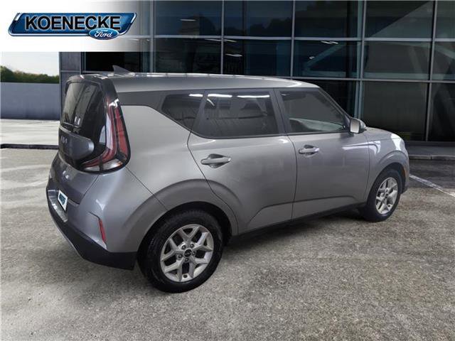 Used 2024 Kia Soul LX w/ Option Group 015 image 5