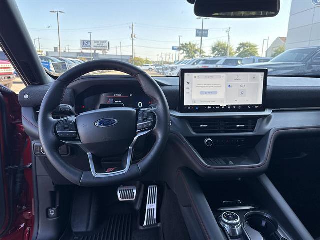 Certified 2025 Ford Explorer ST AWD/4WD image 7