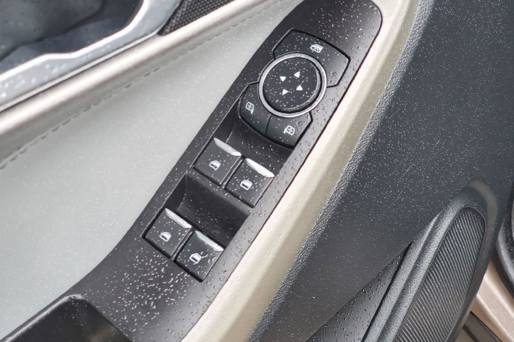 Certified 2021 Ford Explorer XLT w/ Equipment Group 202A RWD image 20