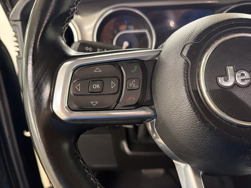 Used 2021 Jeep Wrangler Unlimited Sahara AWD/4WD image 20
