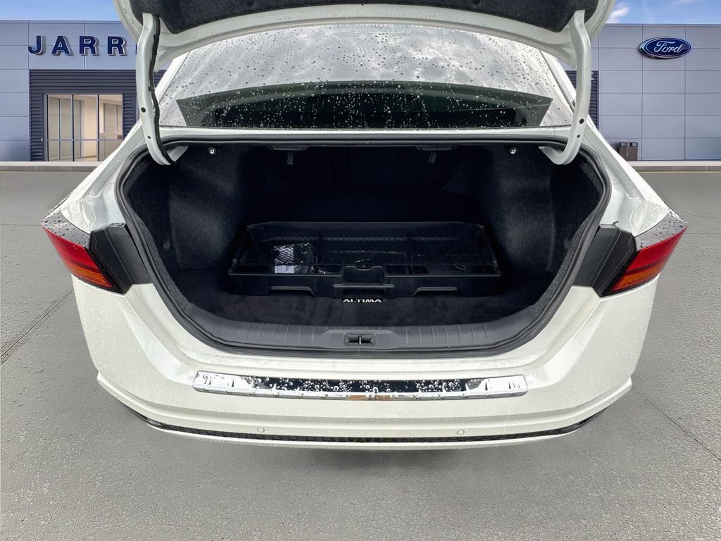 Used 2022 Nissan Altima 2.5 SV FWD image 25
