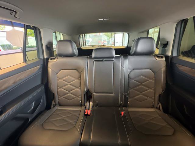 Used 2024 Volkswagen Atlas SE AWD/4WD image 31