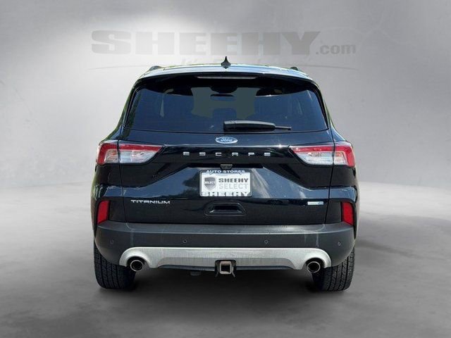 Certified 2020 Ford Escape Titanium AWD/4WD image 13