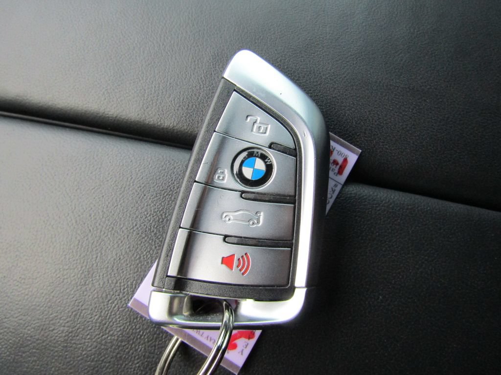 Used 2022 BMW X5 M w/ Competition Package 2 AWD/4WD image 35