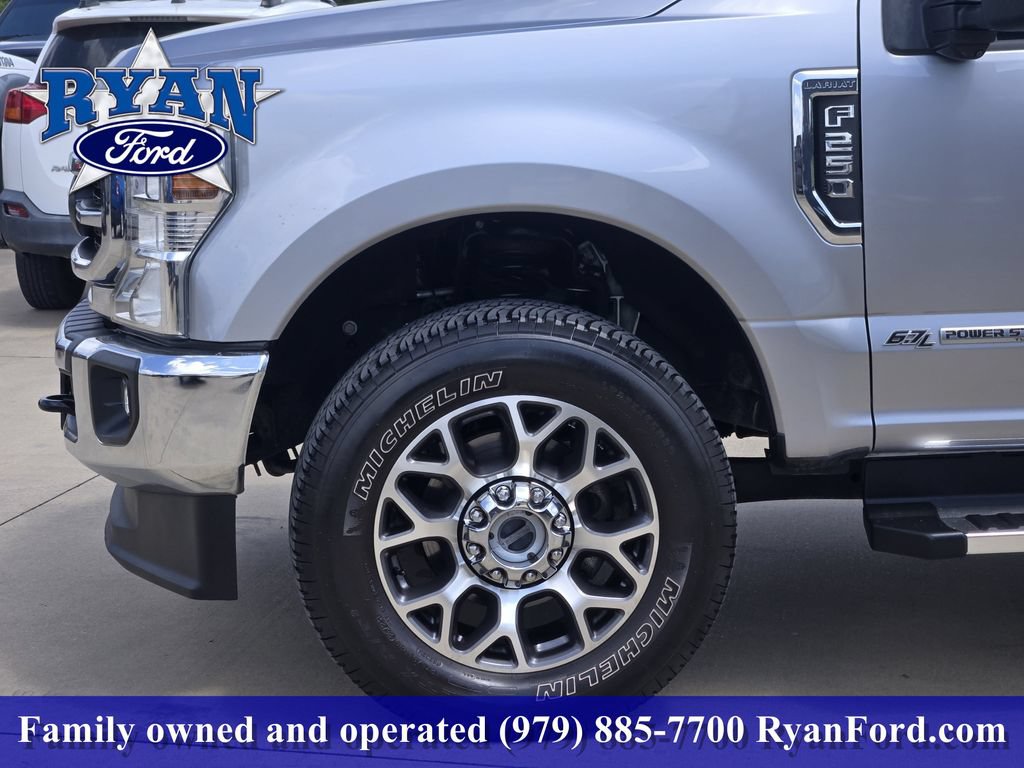 Certified 2022 Ford F250 Lariat w/ Lariat Ultimate Package AWD/4WD image 5