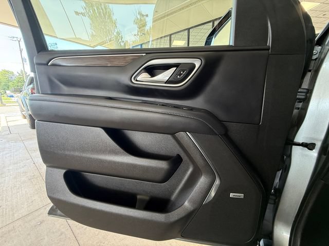 Used 2021 Chevrolet Tahoe Z71 w/ Z71 Off-Road Package AWD/4WD image 24
