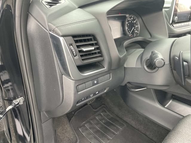 Used 2024 Nissan Rogue SV AWD/4WD image 20