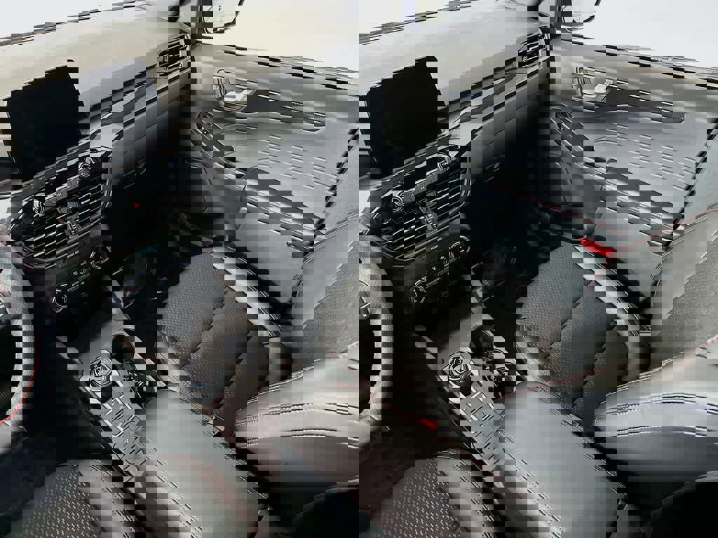 Certified 2025 Ford Escape ST-Line image 14