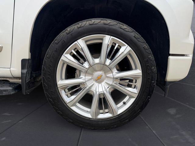 Used 2022 Chevrolet Silverado 1500 High Country w/ High Country Premium Package image 15