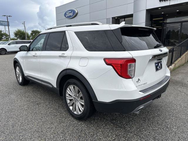Certified 2022 Ford Explorer Limited w/ Limited Technology Package RWD image 3