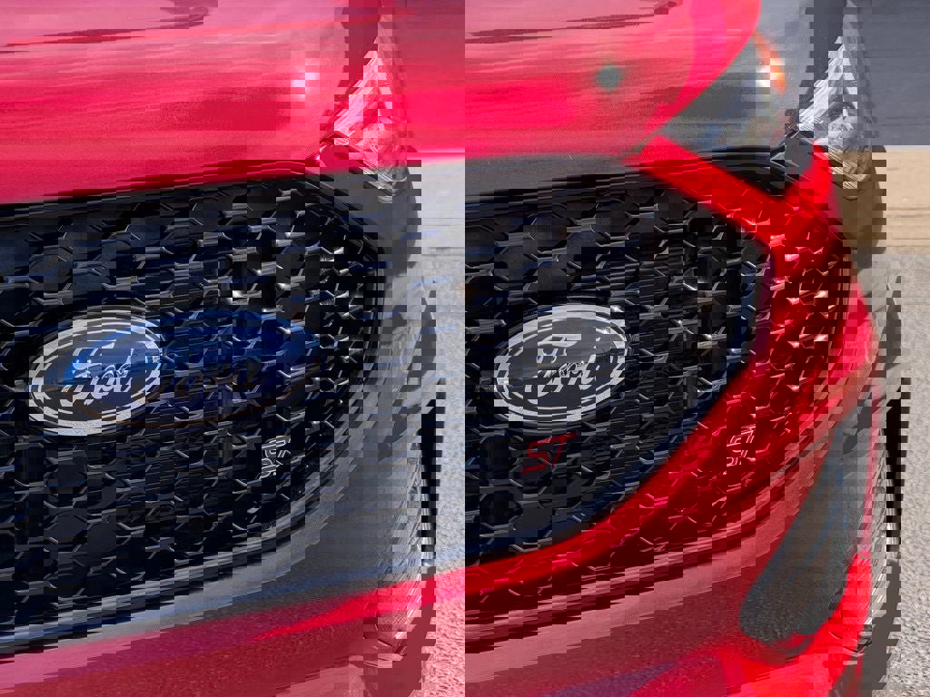 Certified 2022 Ford Edge ST image 20