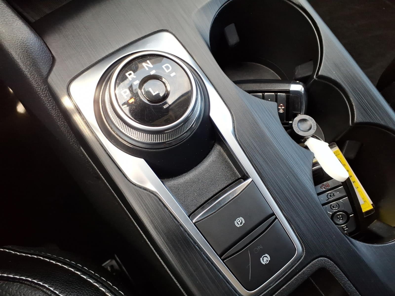 Certified 2024 Ford Escape SE w/ PHEV Premium Package FWD image 25