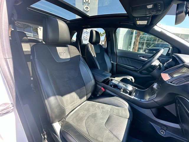 Certified 2020 Ford Edge ST w/ Equipment Group 401A image 31