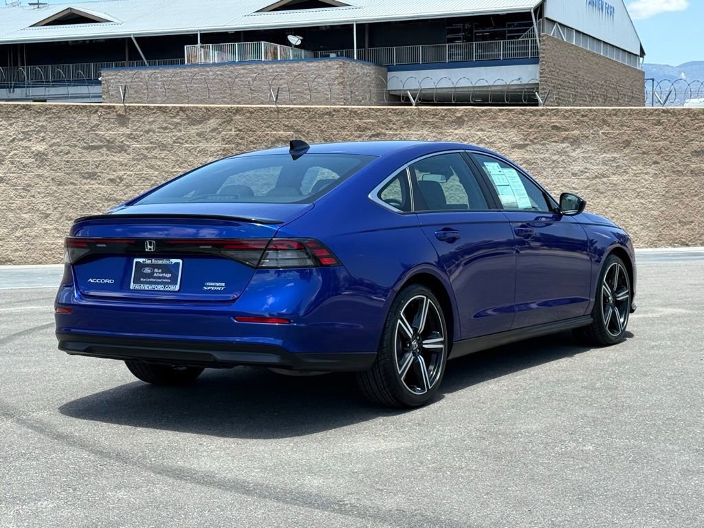 Used 2024 Honda Accord Sport image 3