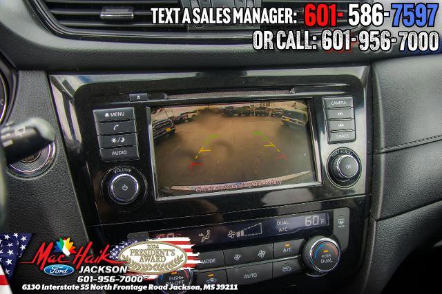 Used 2020 Nissan Rogue SV FWD image 14
