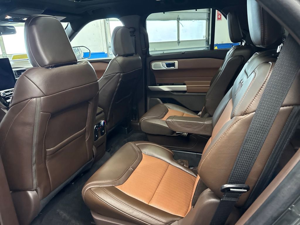 Certified 2023 Ford Explorer King Ranch w/ Technology Package image 31