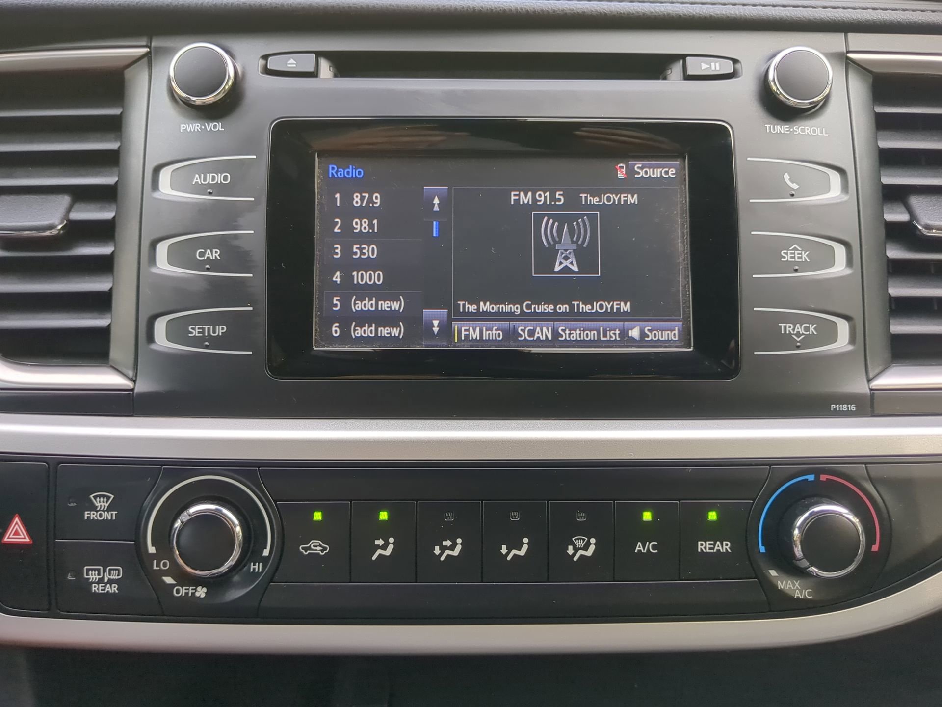Used 2019 Toyota Highlander LE FWD image 57