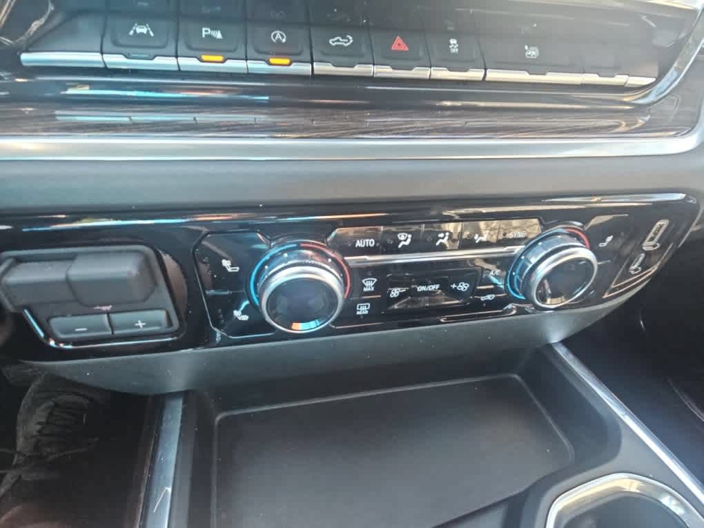 Used 2023 GMC Sierra 1500 Elevation w/ Preferred Package RWD image 17