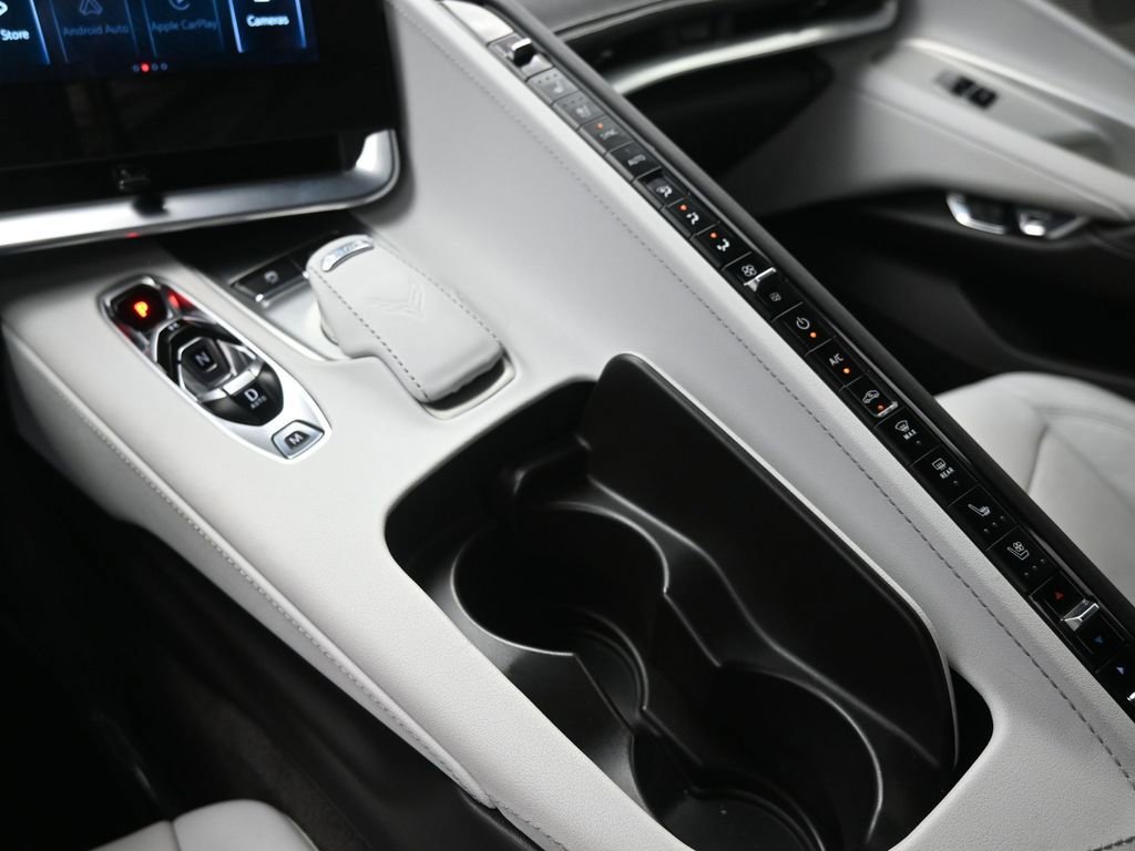 Used 2024 Chevrolet Corvette Stingray Preferred Cpe w/ 2LT image 9