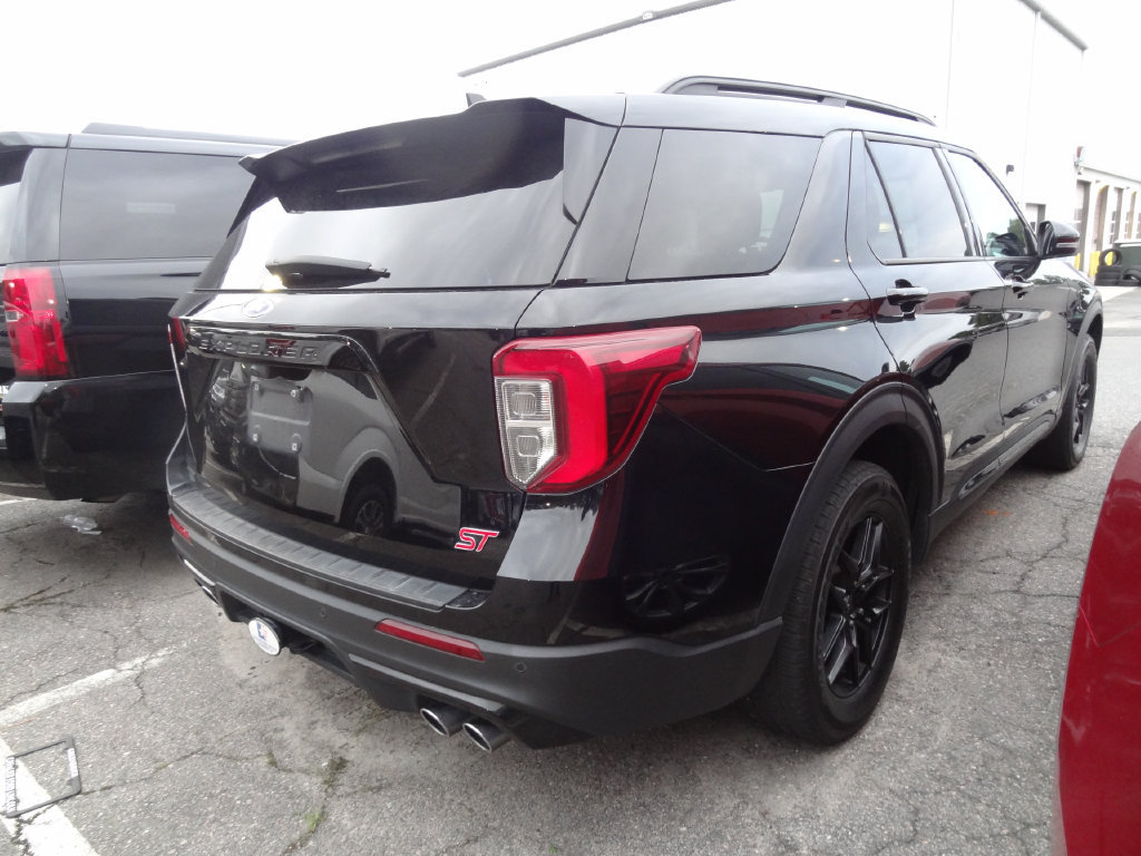 Certified 2023 Ford Explorer ST w/ Equipment Group 401A AWD/4WD image 5