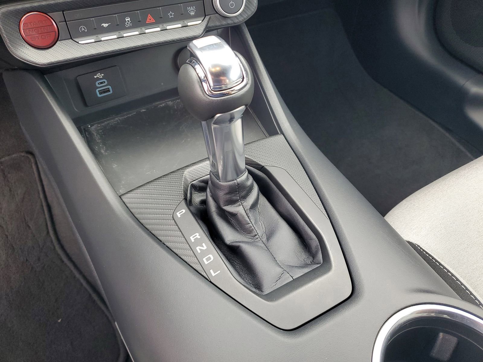 Certified 2024 Ford Mustang Coupe RWD image 22