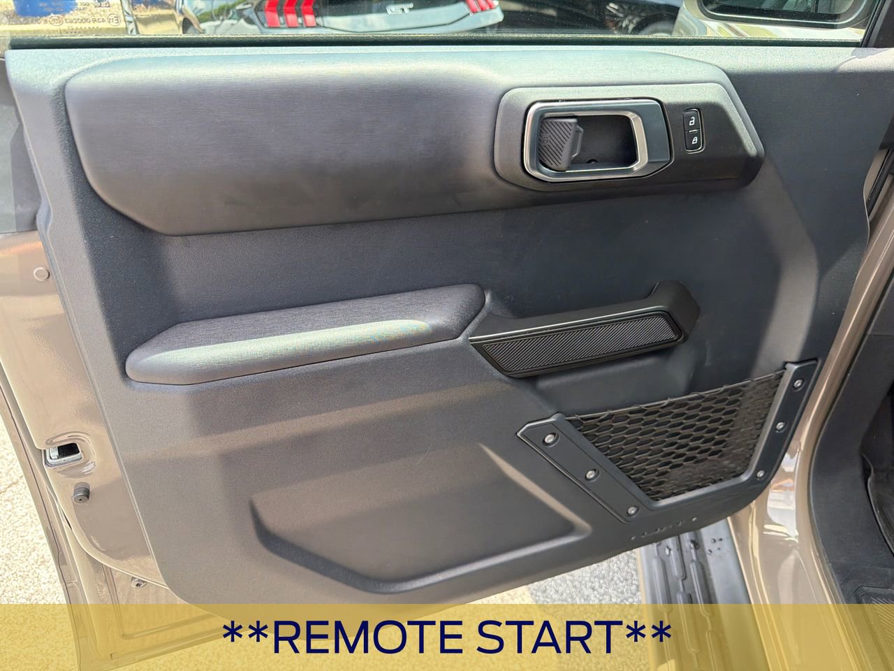 Certified 2025 Ford Bronco Outer Banks w/ Sasquatch Package AWD/4WD image 11