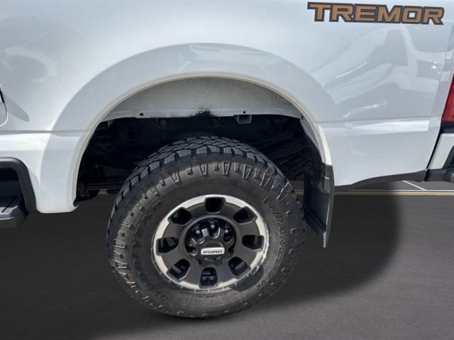 Certified 2023 Ford F350 Lariat w/ Lariat Ultimate Package AWD/4WD image 6