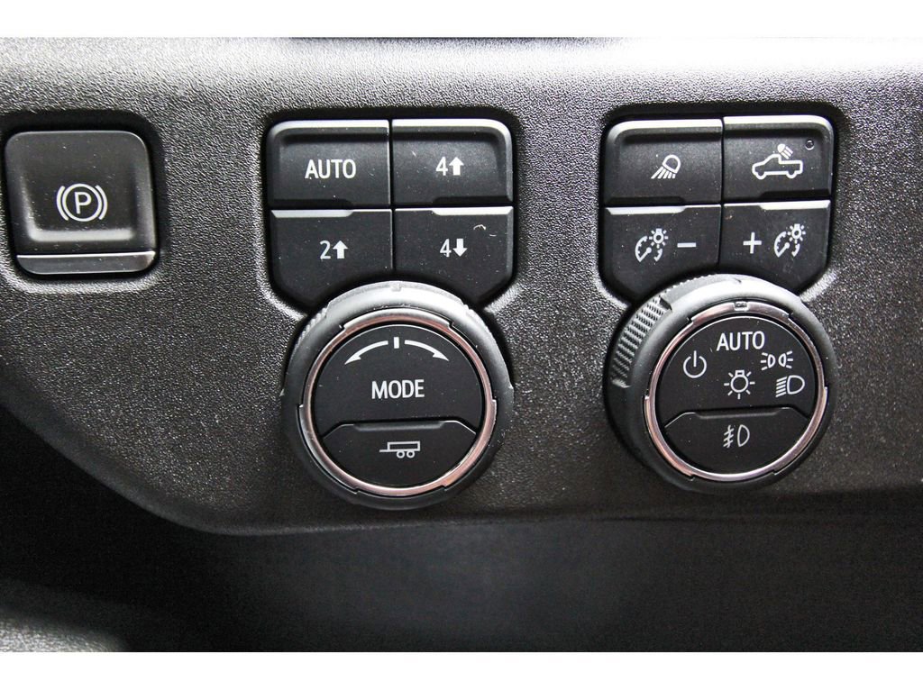 Used 2024 Chevrolet Silverado 2500 High Country w/ High Country Premium Package image 23